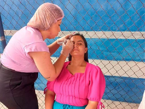 Comemoração do Dia Internacional da Mulher na Escola Noêmia de Carvalho